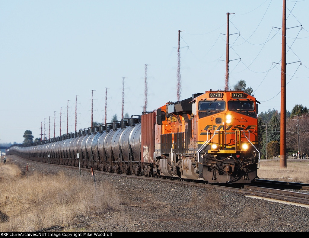 BNSF 3773